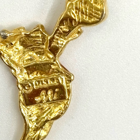 Gold and Red Bear Pendant with Green Gem - Picture 4 of 4